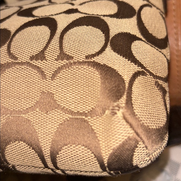 COACH Signature Khaki/Brown Crossbody - Picture 4 of 4